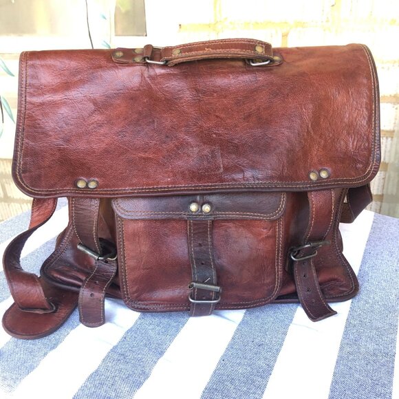 RUSTIC VINTAGE STYLE LEATHER BAG / BRIEFCASE